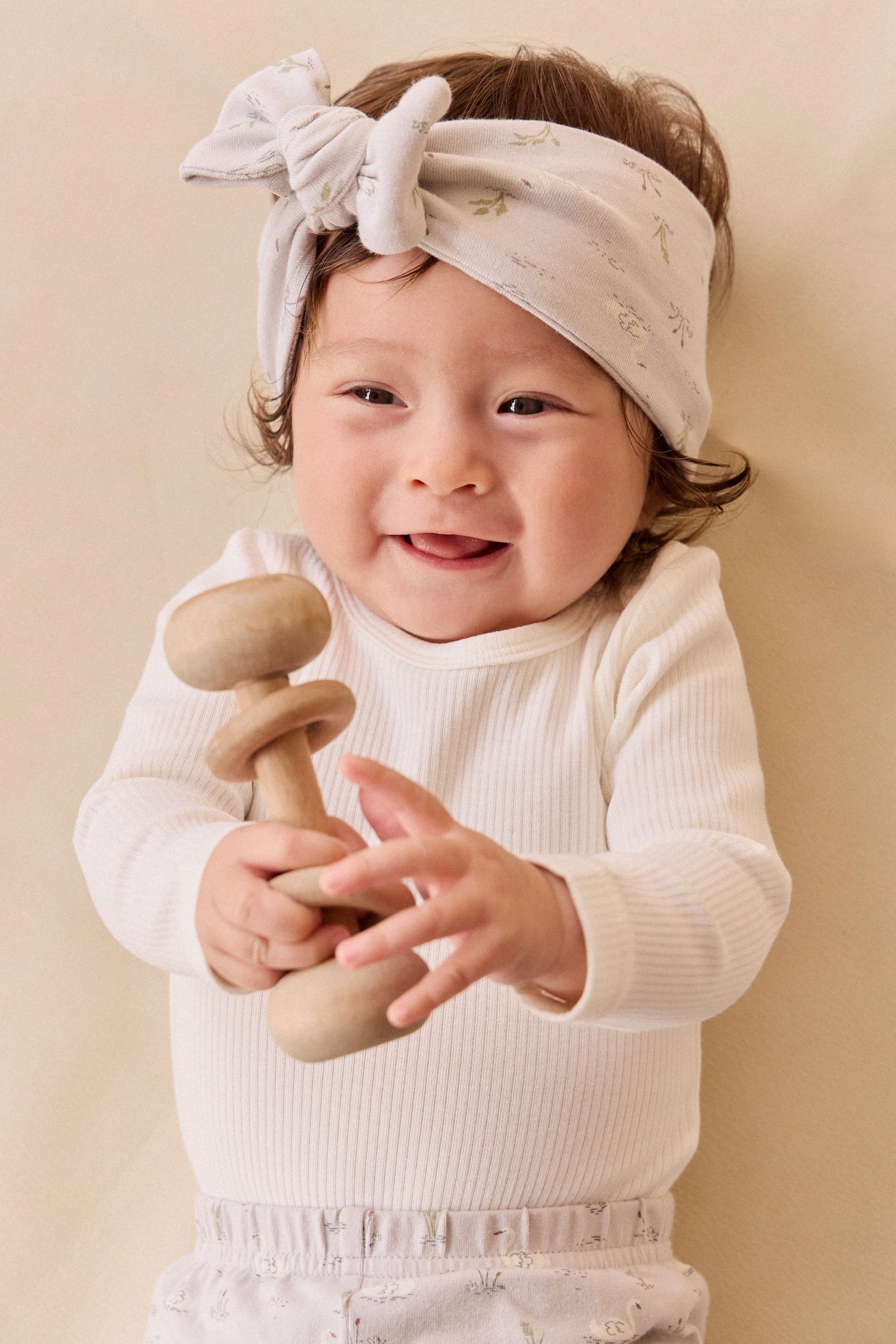 Organic Cotton Fine Rib Long Sleeve Bodysuit - Parchment
