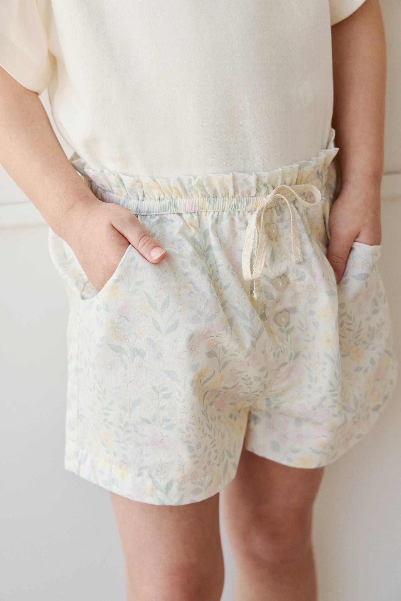Organic Cotton Neve Short - Daphne Egret