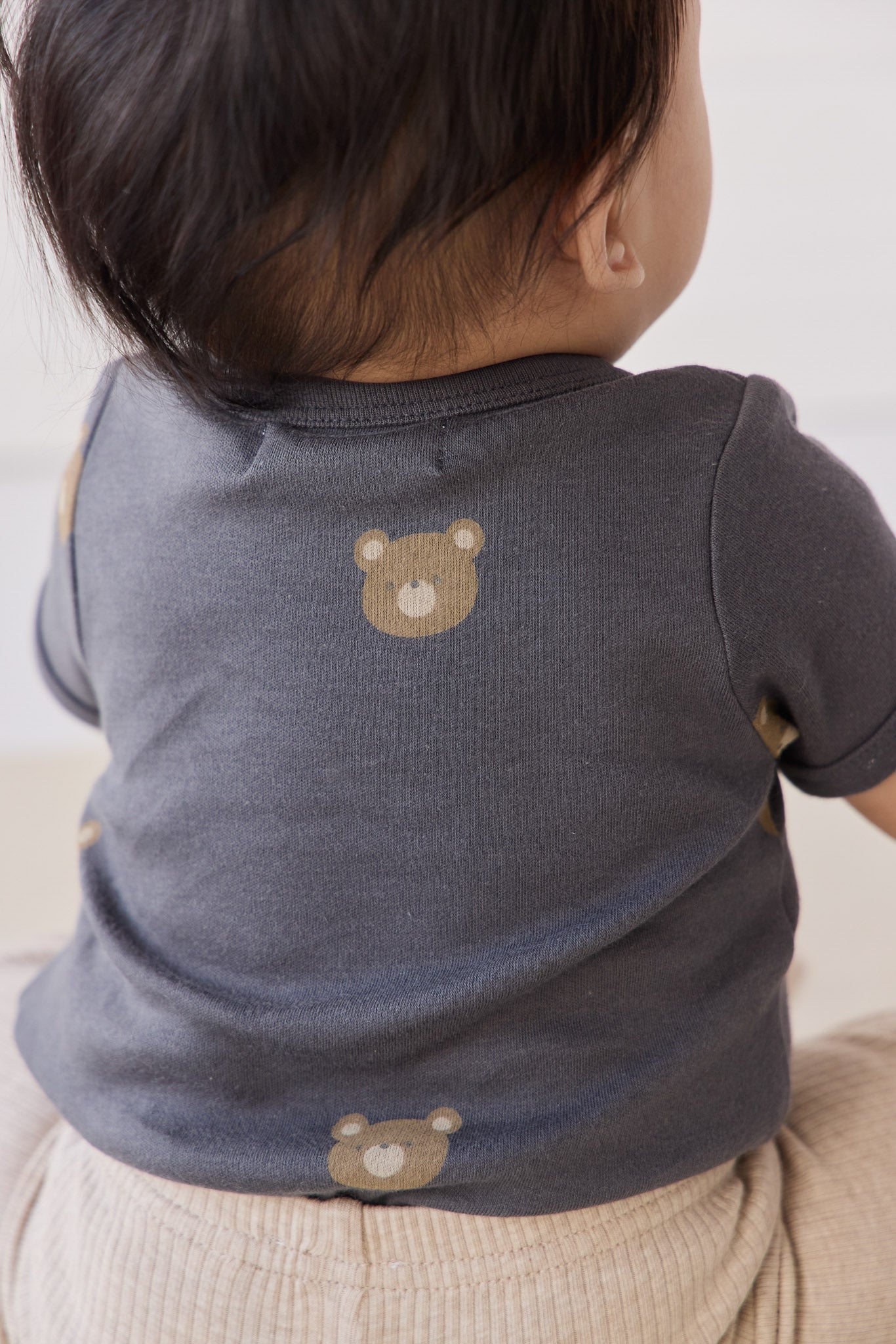 Organic Cotton Hudson Short Sleeve Bodysuit - Bobbie Bears Black Oyster