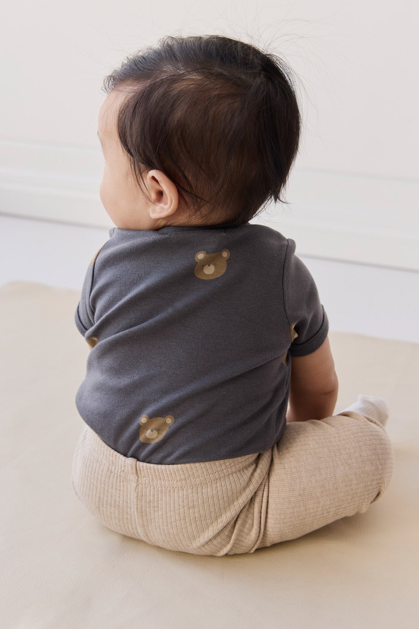 Organic Cotton Hudson Short Sleeve Bodysuit - Bobbie Bears Black Oyster
