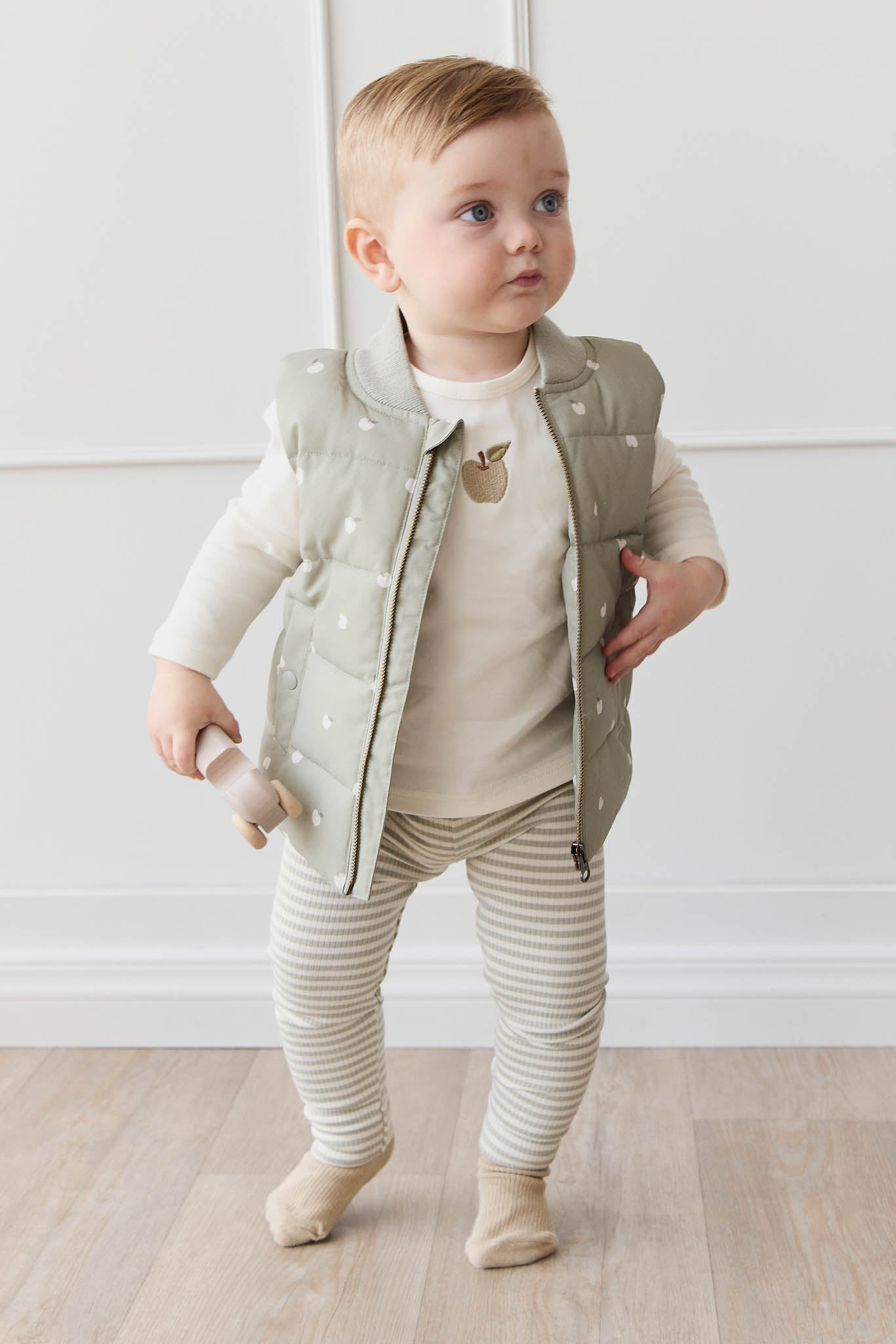 Taylor Vest - Fresh Apples Abbey Stone