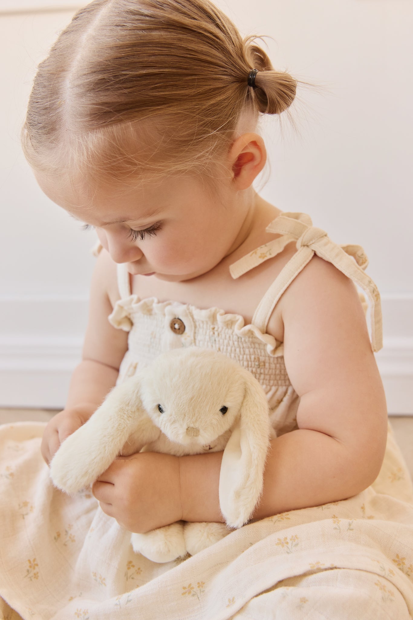 Snuggle Bunnies - Little Penelope - Sunshine