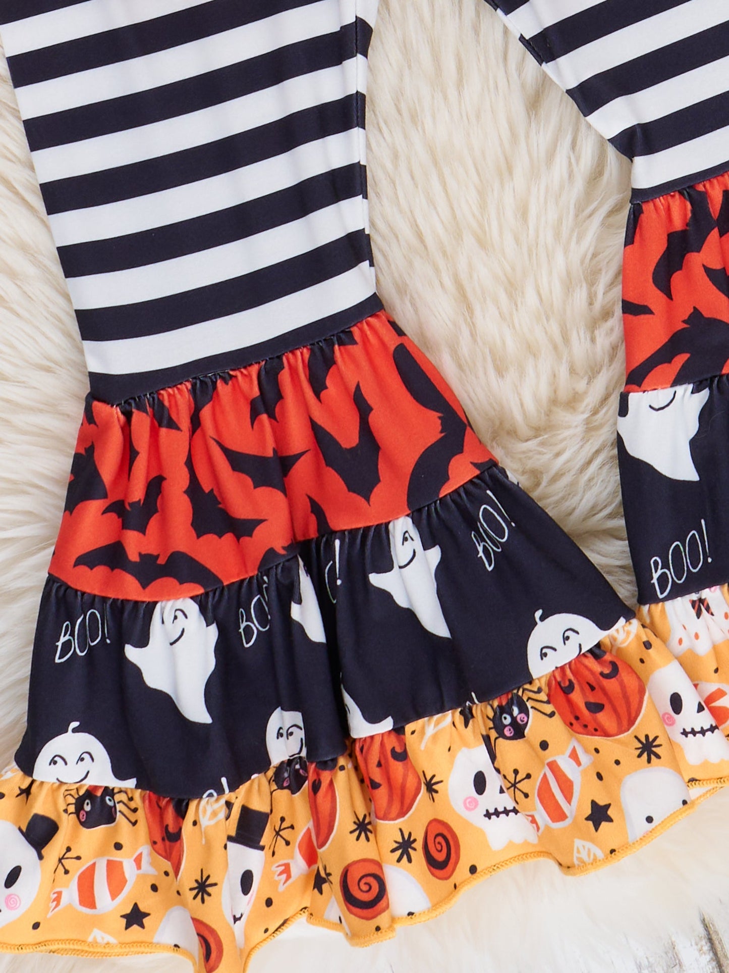 Pocket Flara Bells Outfit - Halloween Friends