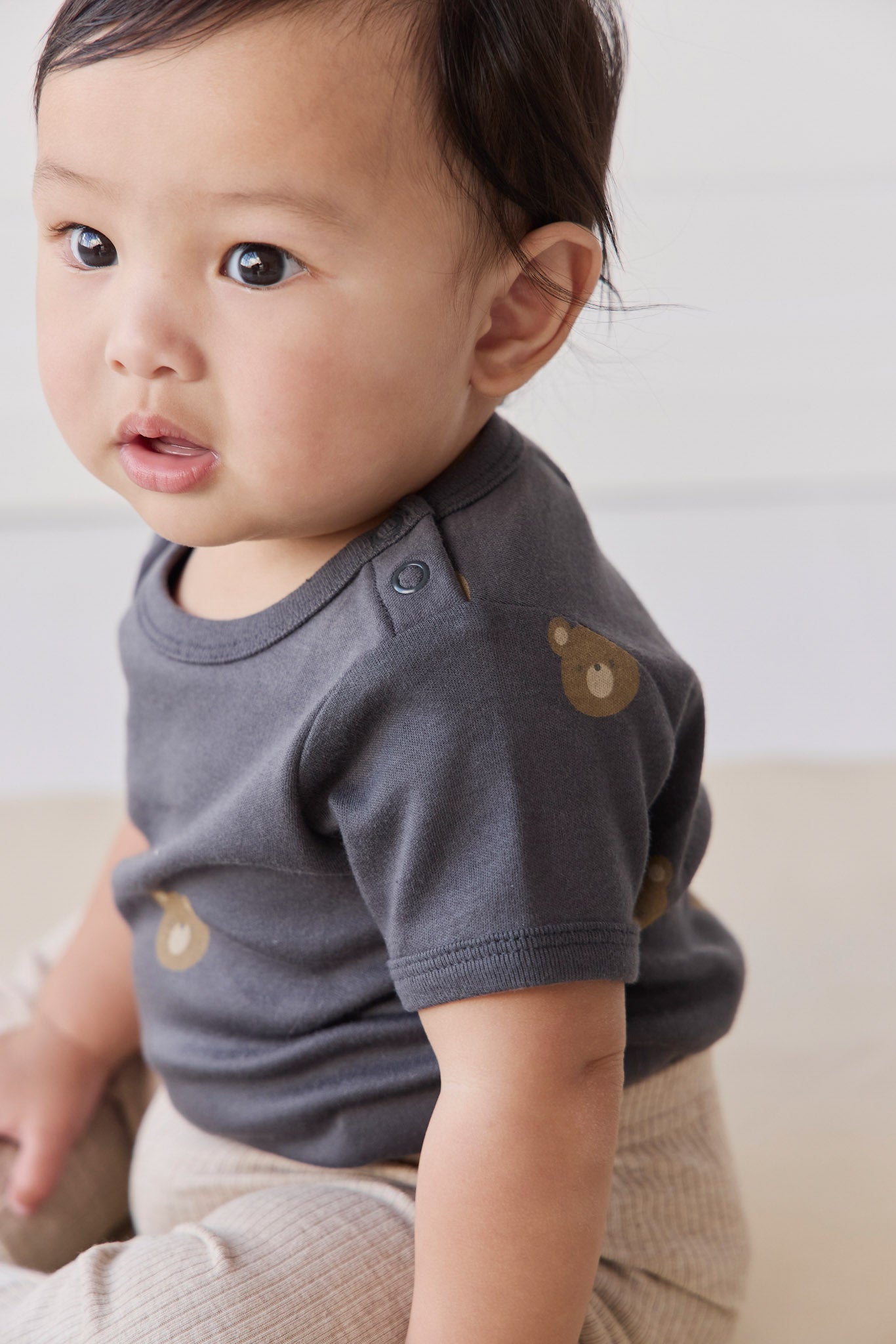 Organic Cotton Hudson Short Sleeve Bodysuit - Bobbie Bears Black Oyster