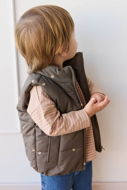 Rudi Puffer Vest - Acorn Wolf